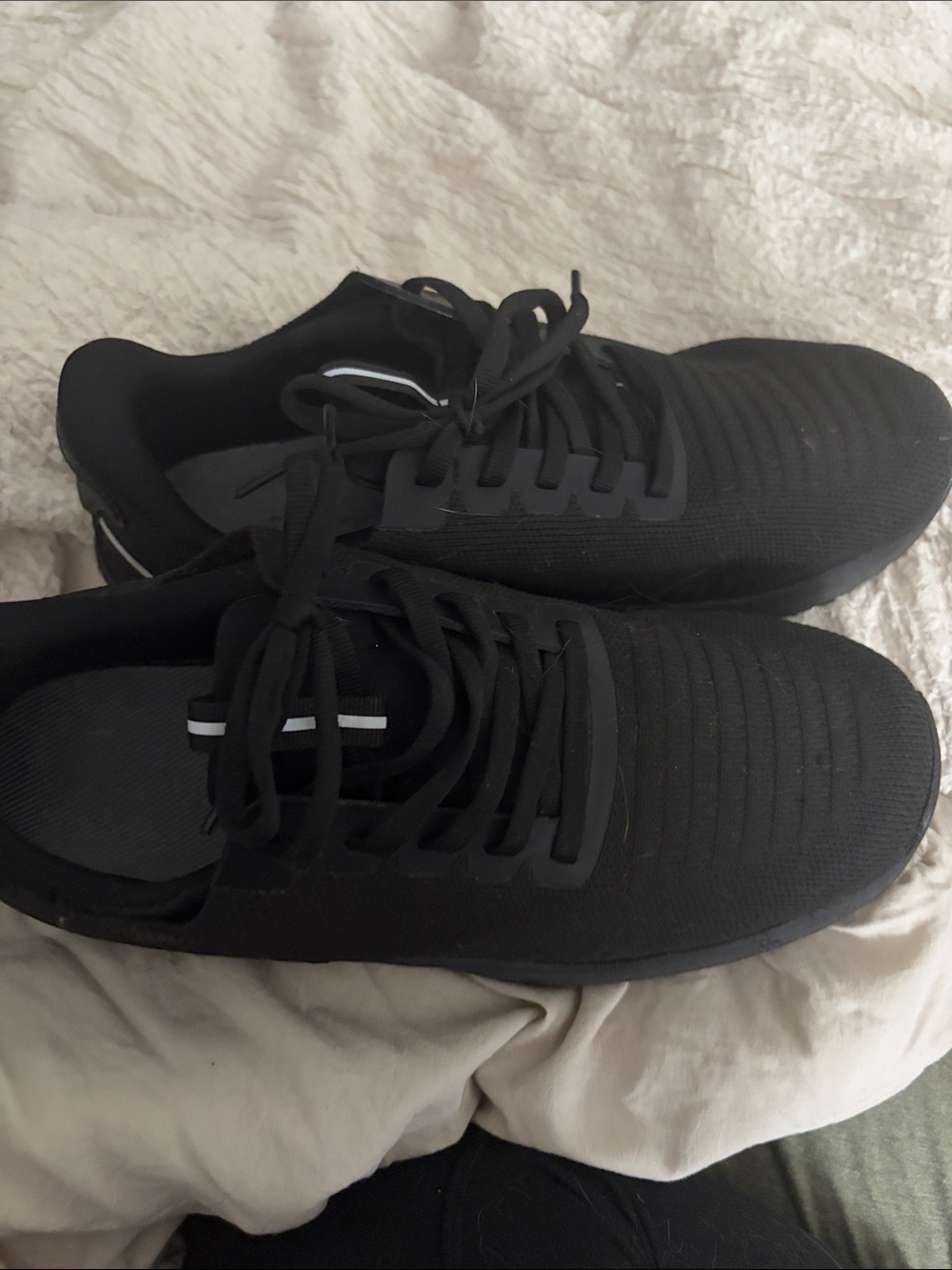 Women’s Black Lightweight Athletic Sneakers - Classic Comfort- size 10 X wide